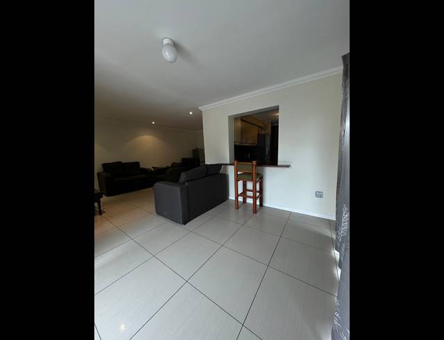 3 BEDROOM HOUSE TO LET IN SUMMER GREENS